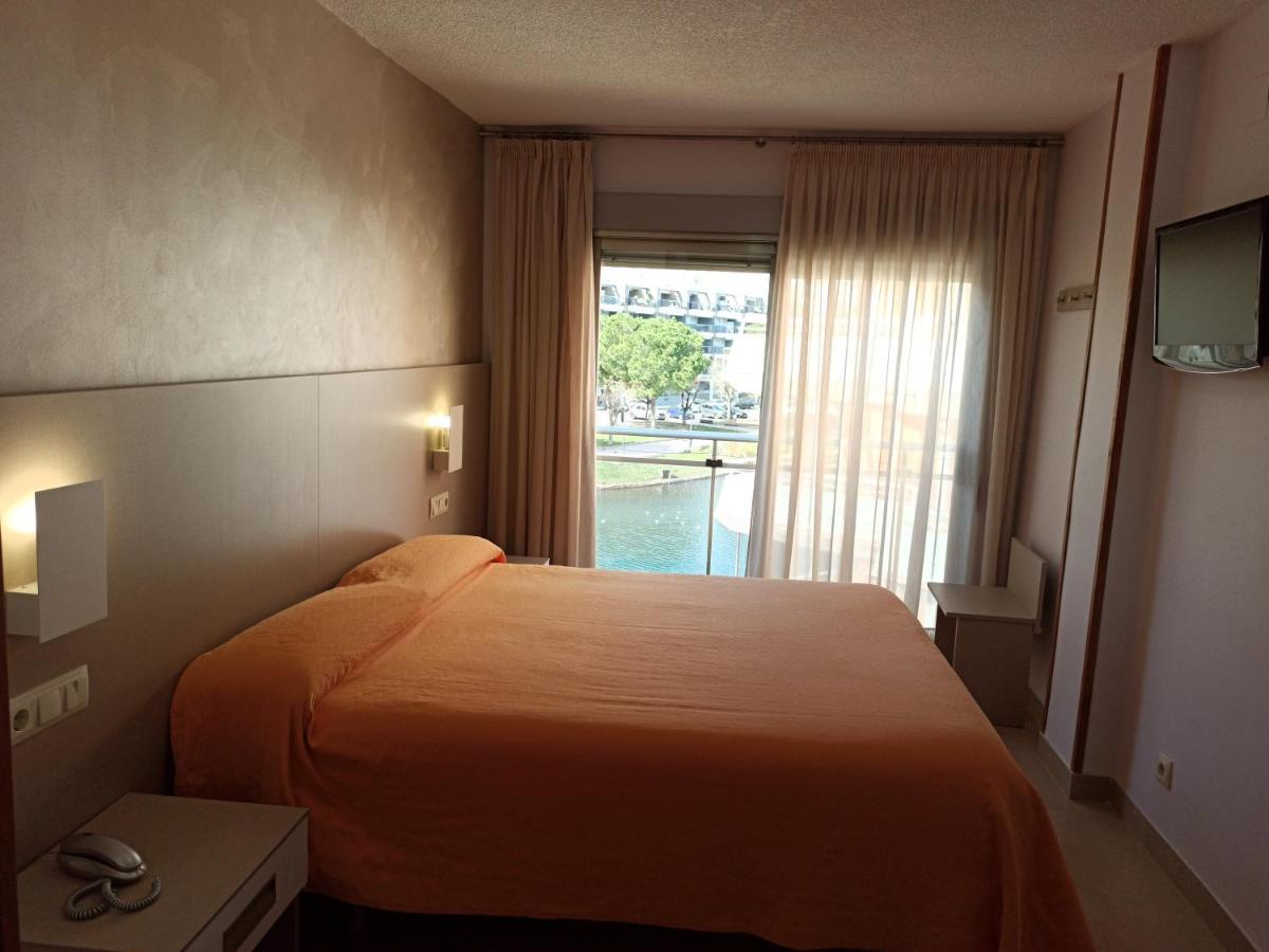 Hotel Marina Пеніскола Екстер'єр фото